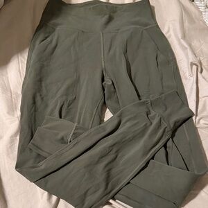 Lululemon size 4 Women's Olive Green High-Waisted align Pants